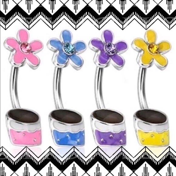 Jewelry - ❣️Buy 2 Get 2❣️ Flower Pot Belly Rings
